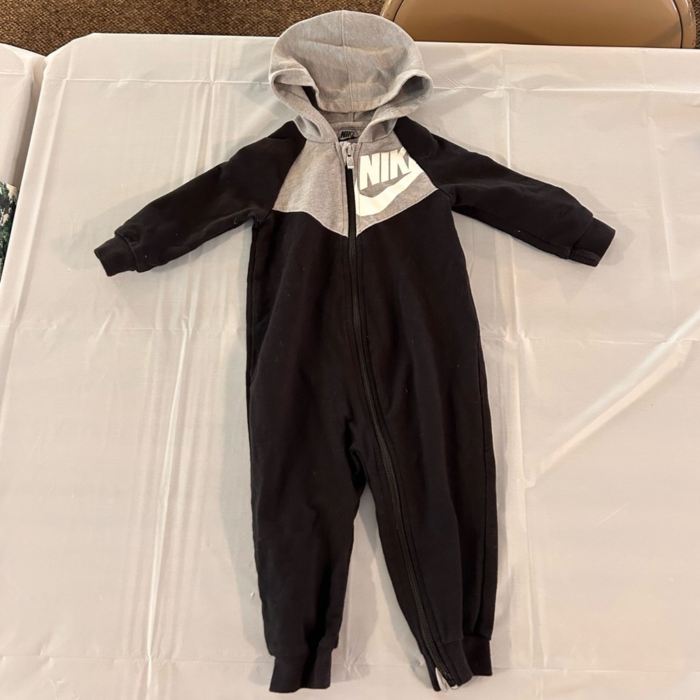 NIKE Baby Coverall Hoodie Cotton One Piece Full Zip Black White & Grey 12 Months